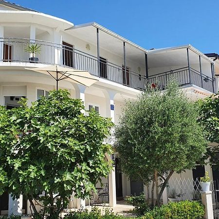 Apartmani Bilandzic-Krk Malinska Dış mekan fotoğraf