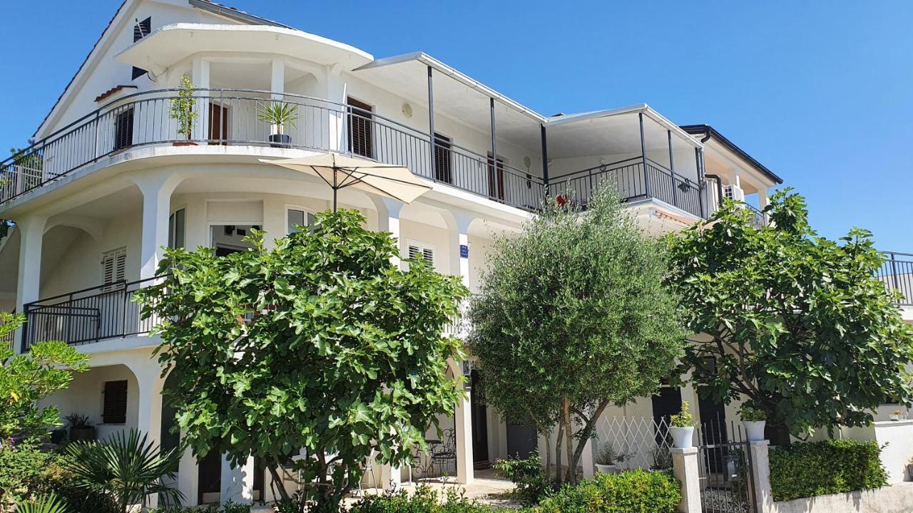 Apartmani Bilandzic-Krk Malinska Dış mekan fotoğraf
